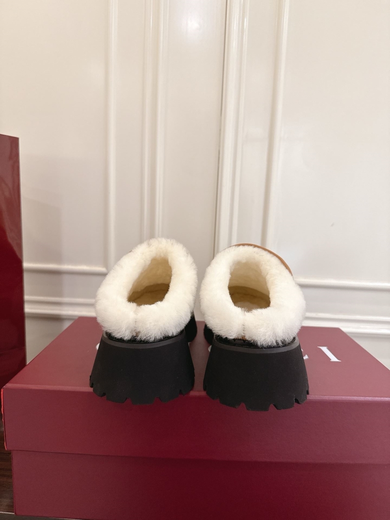 Gvc*1 slippers